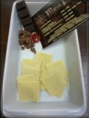 Ravioli au chocolat amer (y mole)
